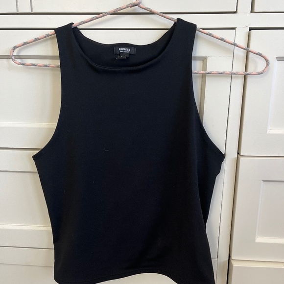 Express body contour top - Picture 1 of 4